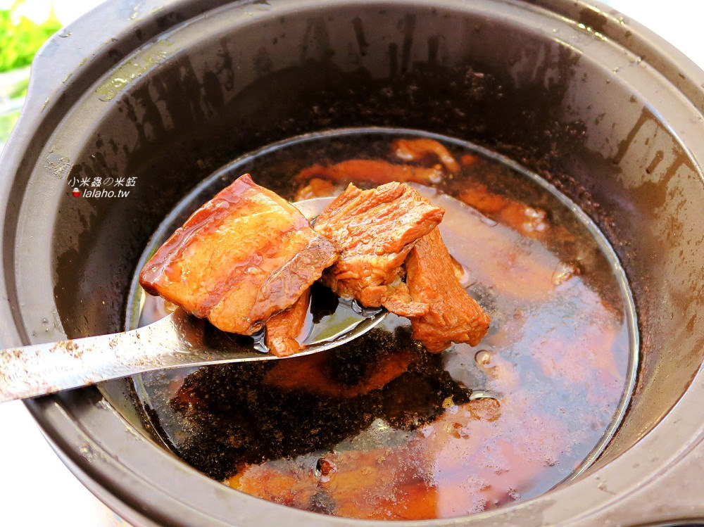 忠孝復興美食｜品安創意刈包 菜單上沒有的隱藏餐點-台式泡飯!! 台北東區銅板小吃