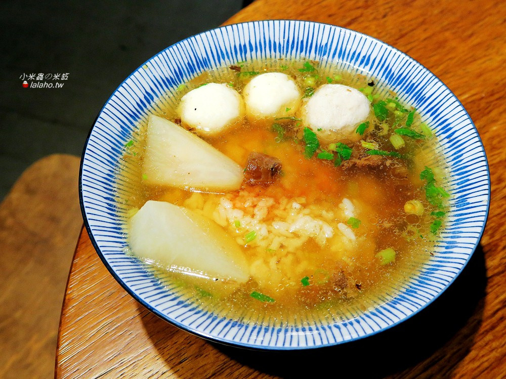 忠孝復興美食｜品安創意刈包 菜單上沒有的隱藏餐點-台式泡飯!! 台北東區銅板小吃
