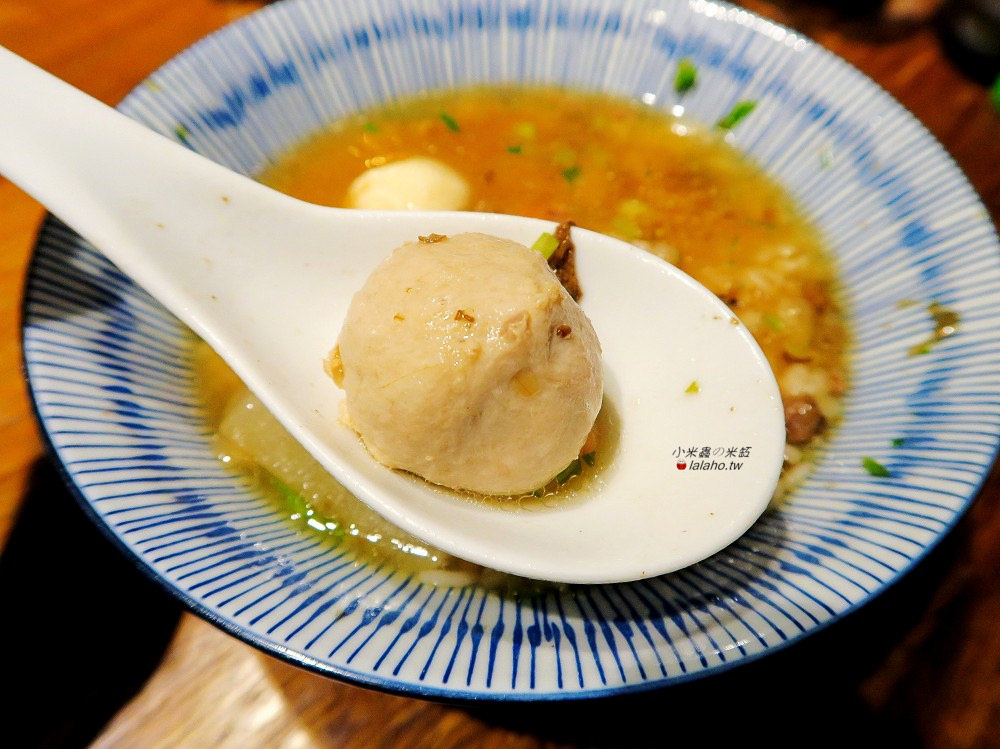 忠孝復興美食｜品安創意刈包 菜單上沒有的隱藏餐點-台式泡飯!! 台北東區銅板小吃
