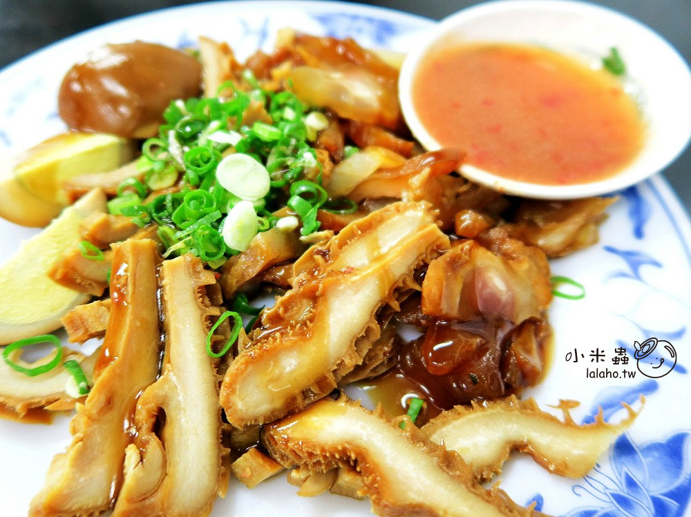 新竹美食｜莊記牛肉麵館 在地人推薦的牛肉麵，湯頭濃郁瀰漫著特殊滋味 小米蟲的米缸