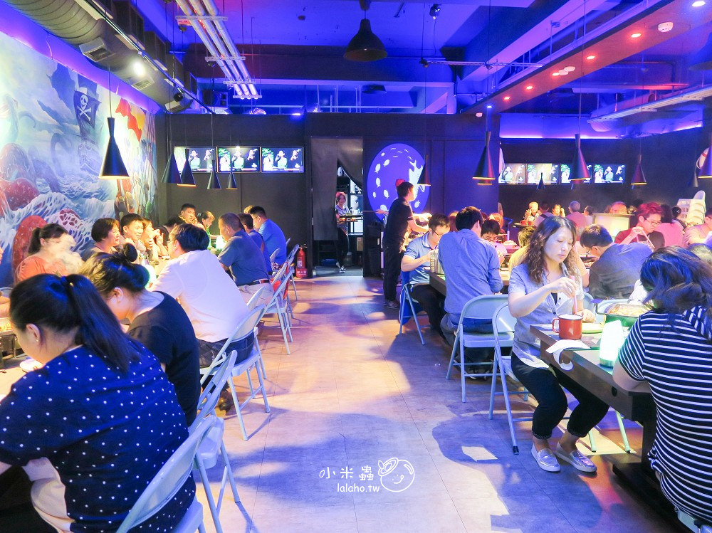 新北中和美食｜水貨 到夜店去吃炭火烤魚，一爐二吃 烤魚瀰漫著果香-小米蟲的米缸