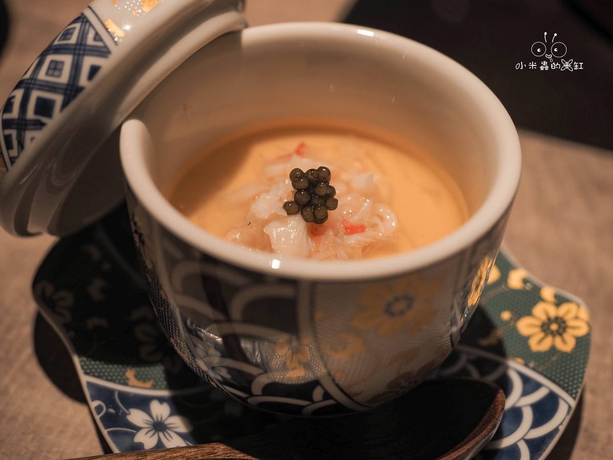 山上走走 日式無菜單海鮮鍋物華山店|全程桌邊服務!活體海鮮、A5和牛通通有,還有壽星金箔冰淇淋! - 第14張圖