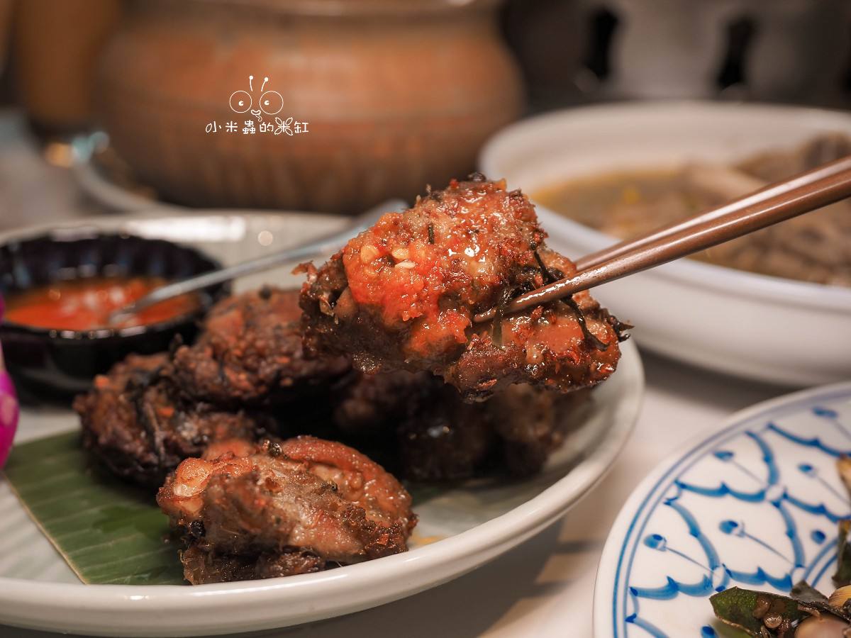 台北信義區泰式餐廳推薦|香米泰國料理信義遠百A13店:18年泰精選認證,酸辣開胃、軟殼蟹必吃,聚餐首選! - 第30張圖