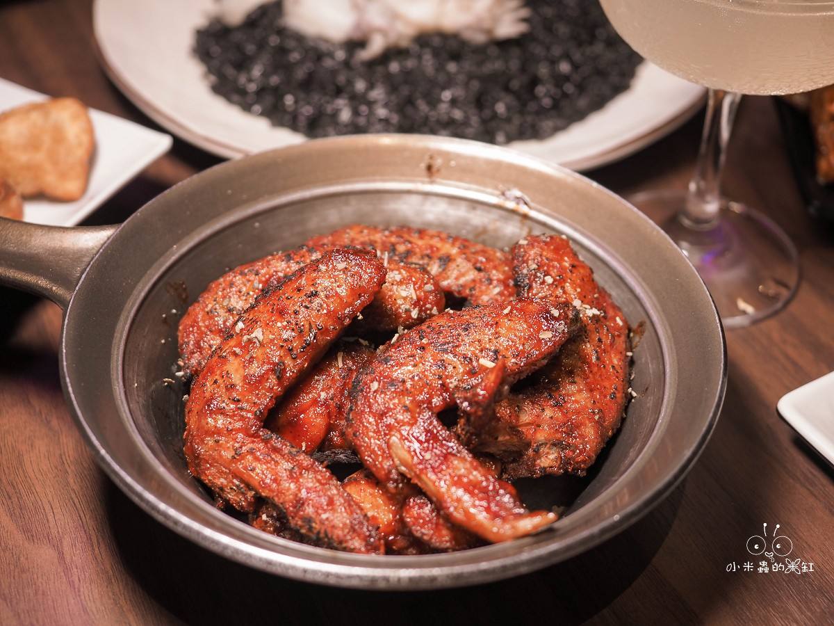 板橋餐酒館推薦|印相餐酒 Tales in Focus|888暢飲喝到飽、飛鏢機、寵物友善,一間有故事的酒吧! - 第26張圖