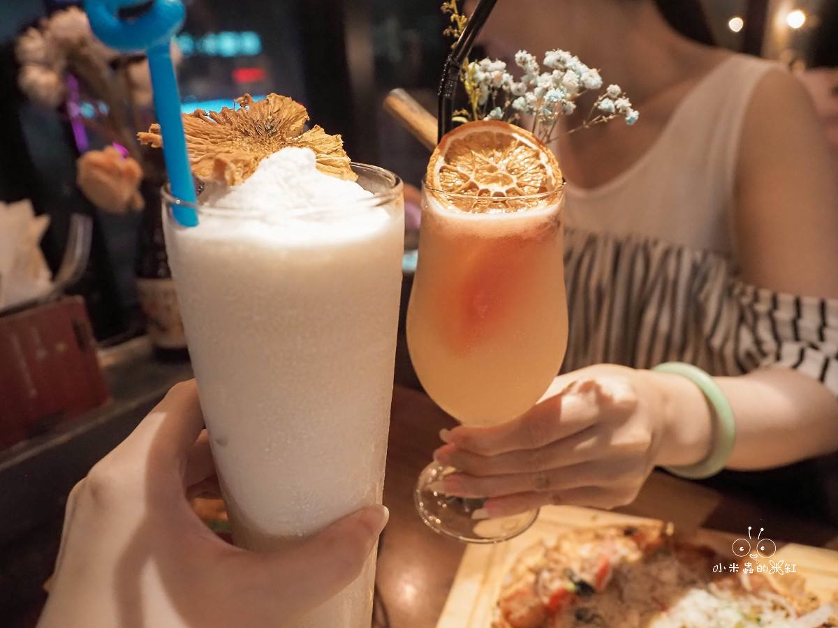 信義區美式餐酒館推薦|角窩美式餐酒館|工業風打卡超好拍,燒烤、漢堡、調酒通通有!聚會約會都適合! - 第44張圖