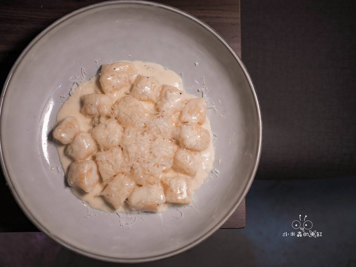 大直義式餐廳推薦|TRATTORIA AL SOLE 豔陽下義大利餐廳|像走進義大利人家裡吃飯,這裡的鴨腿與甜點太驚艷! - 第20張圖