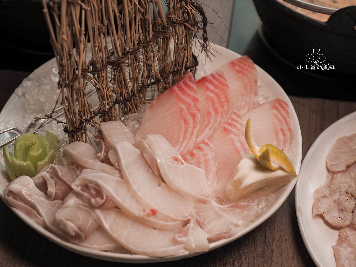 信義區火鍋推薦|鼎楓寶島火鍋信義ATT店:自助吧太浮誇,爆炒石頭鍋+大苑子冰沙直接回本! - 第32張圖