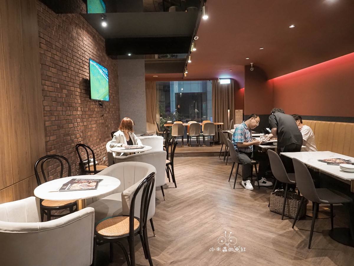 The Wild Boar 野豬精釀啤酒餐酒館|板橋聚餐新選擇,精釀啤酒搭配異國料理,奶油啤酒必喝! - 第7張圖