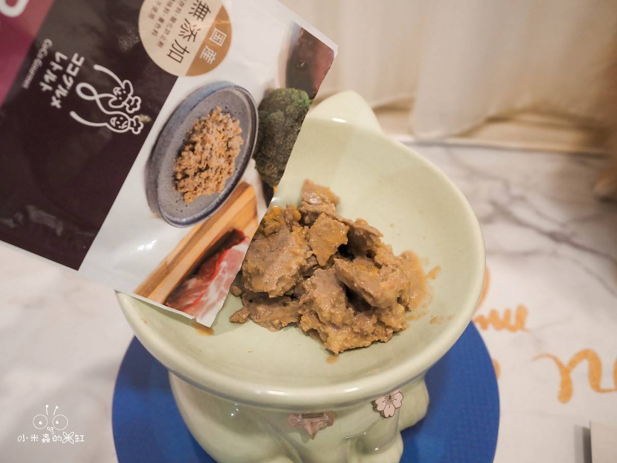 寵物鮮食推薦|CoCo Gourmet狗狗鮮食餐包開箱|無添加無穀常溫即食包,挑食狗也超愛! - 第13張圖