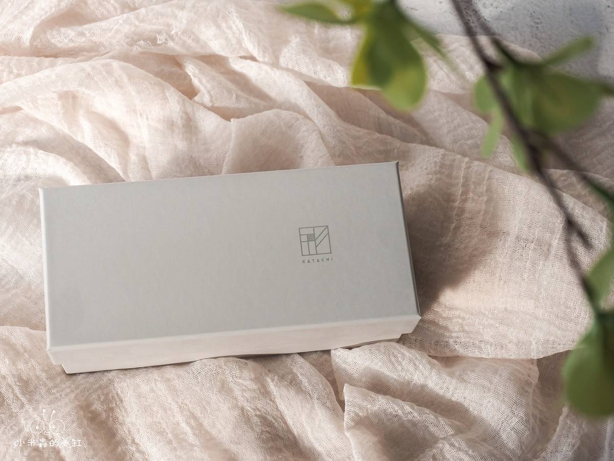 宅配甜點推薦|Katachi形 費南雪禮盒+草莓千層捲開箱,從大阪來的精緻系幸福滋味! - 第3張圖
