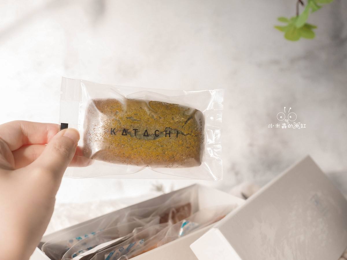 宅配甜點推薦|Katachi形 費南雪禮盒+草莓千層捲開箱,從大阪來的精緻系幸福滋味! - 第5張圖