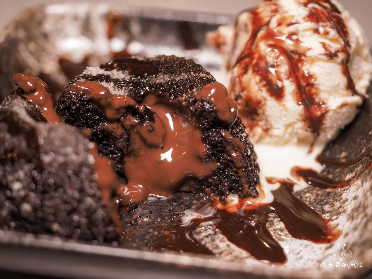 台北東區超強燒烤吃到飽!火之舞蓁品燒1899元爽嗑日本A5和牛+無限暢飲生啤酒!單點級品質直接吃到回本 - 第53張圖