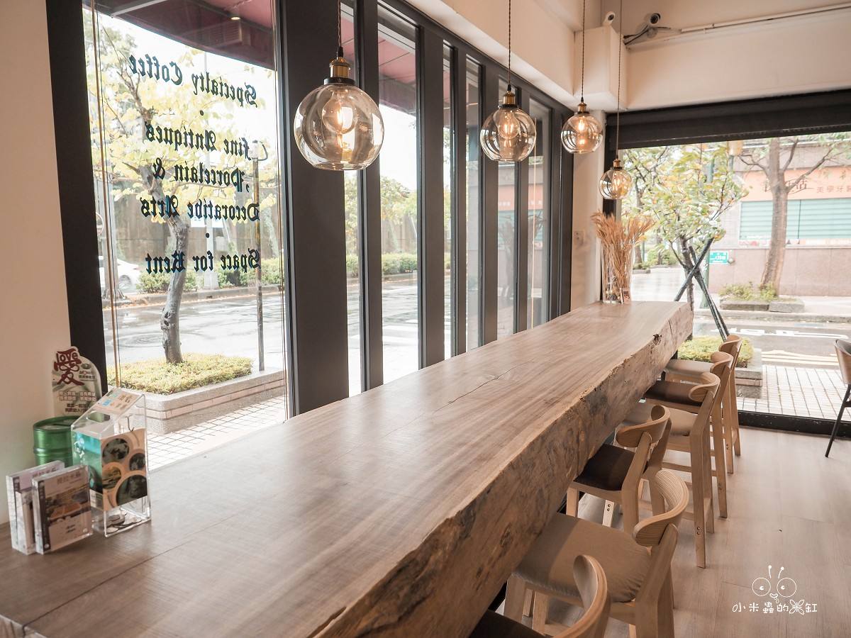 波赫士領地精品咖啡館|台北甜點必吃推薦!超人氣提拉米蘇、日式焙茶千層蛋糕、巴斯克乳酪一次收服甜點控的心! - 第7張圖