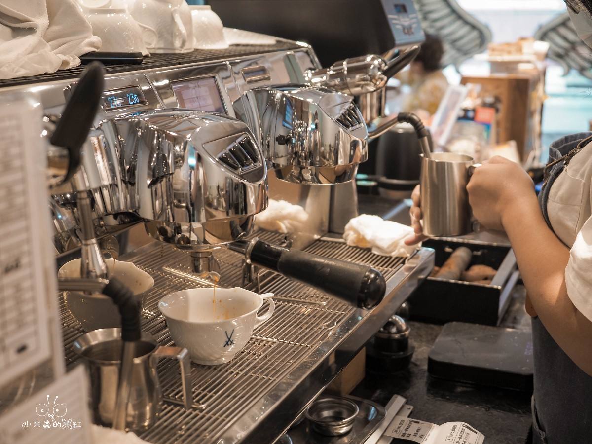 波赫士領地精品咖啡館|台北甜點必吃推薦!超人氣提拉米蘇、日式焙茶千層蛋糕、巴斯克乳酪一次收服甜點控的心! - 第9張圖