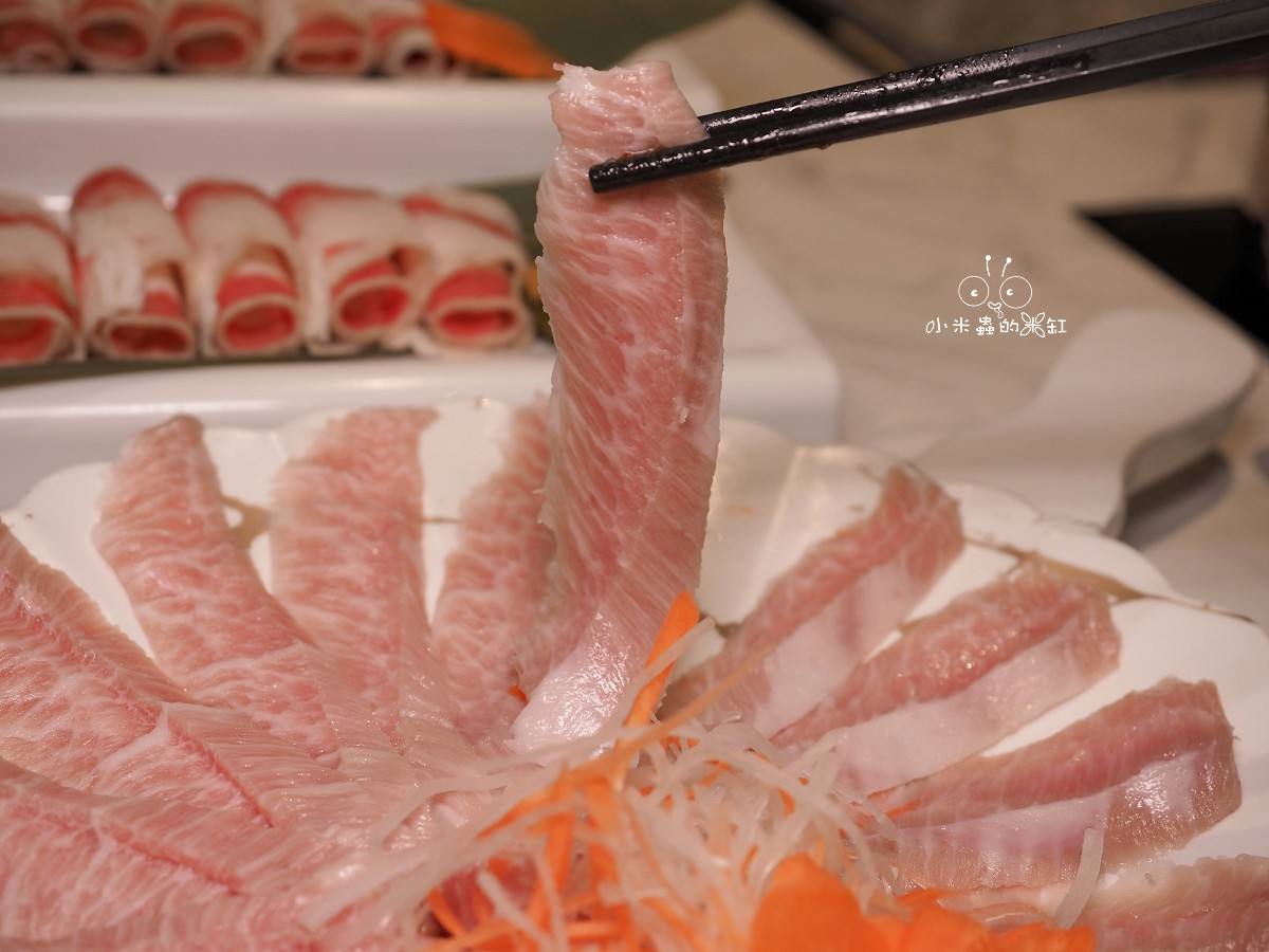 三重火鍋推薦|貝斯鍋物 平日下午肉量免費升級!蔬菜主食自助吧吃到飽、壽星再送肉肉蛋糕太狂啦 - 第39張圖