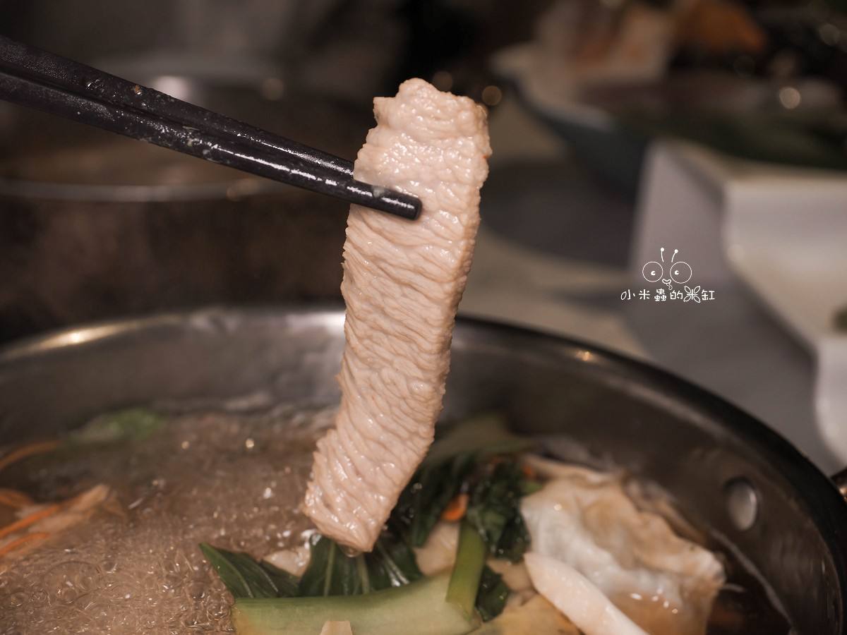 三重火鍋推薦|貝斯鍋物 平日下午肉量免費升級!蔬菜主食自助吧吃到飽、壽星再送肉肉蛋糕太狂啦 - 第41張圖
