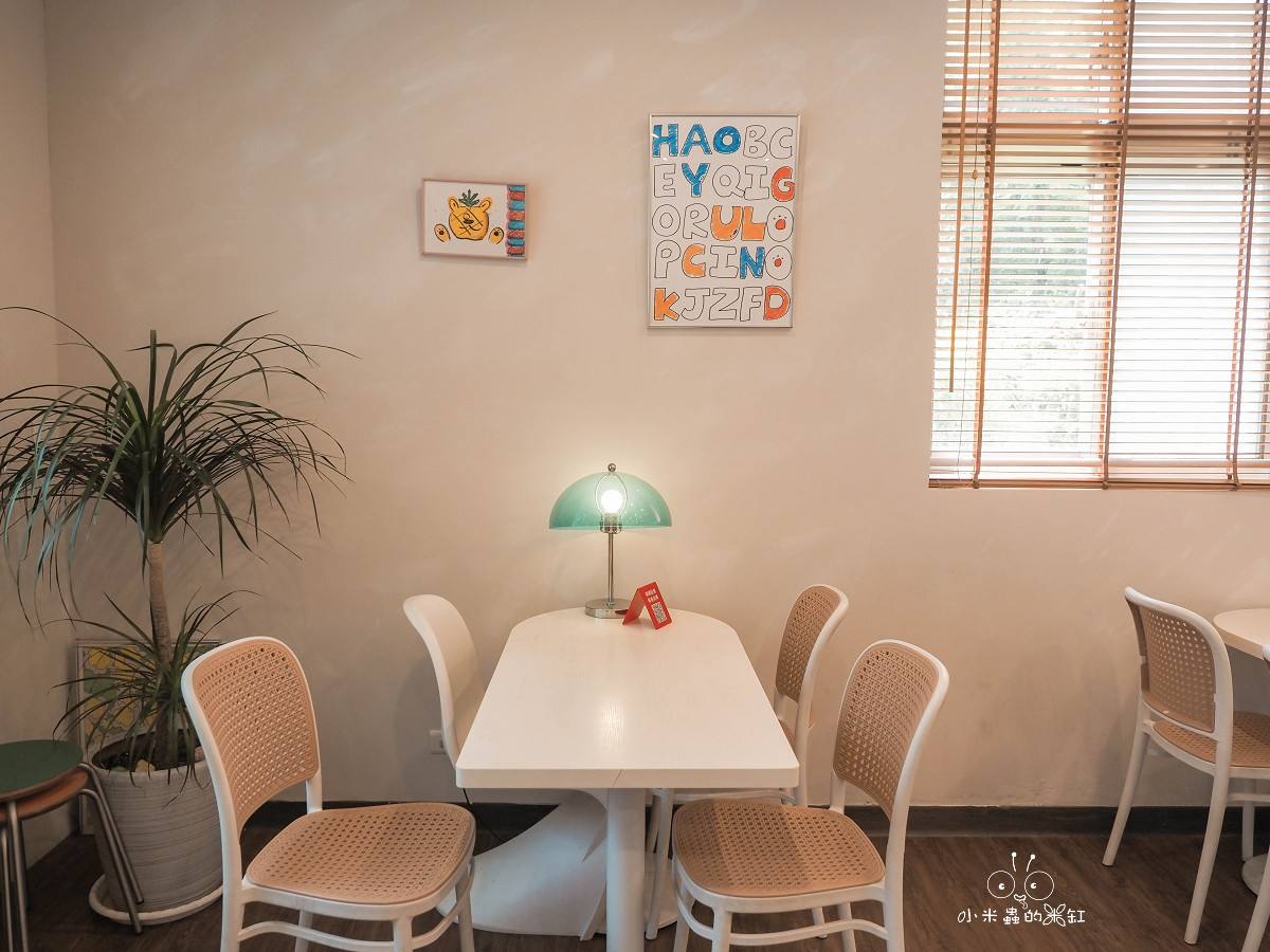 台北寵物友善咖啡廳推薦|好運站咖啡 萌度爆表!南機場旁的溫馨小店,有狗狗蛋糕、彩色候車椅超好拍 - 第7張圖