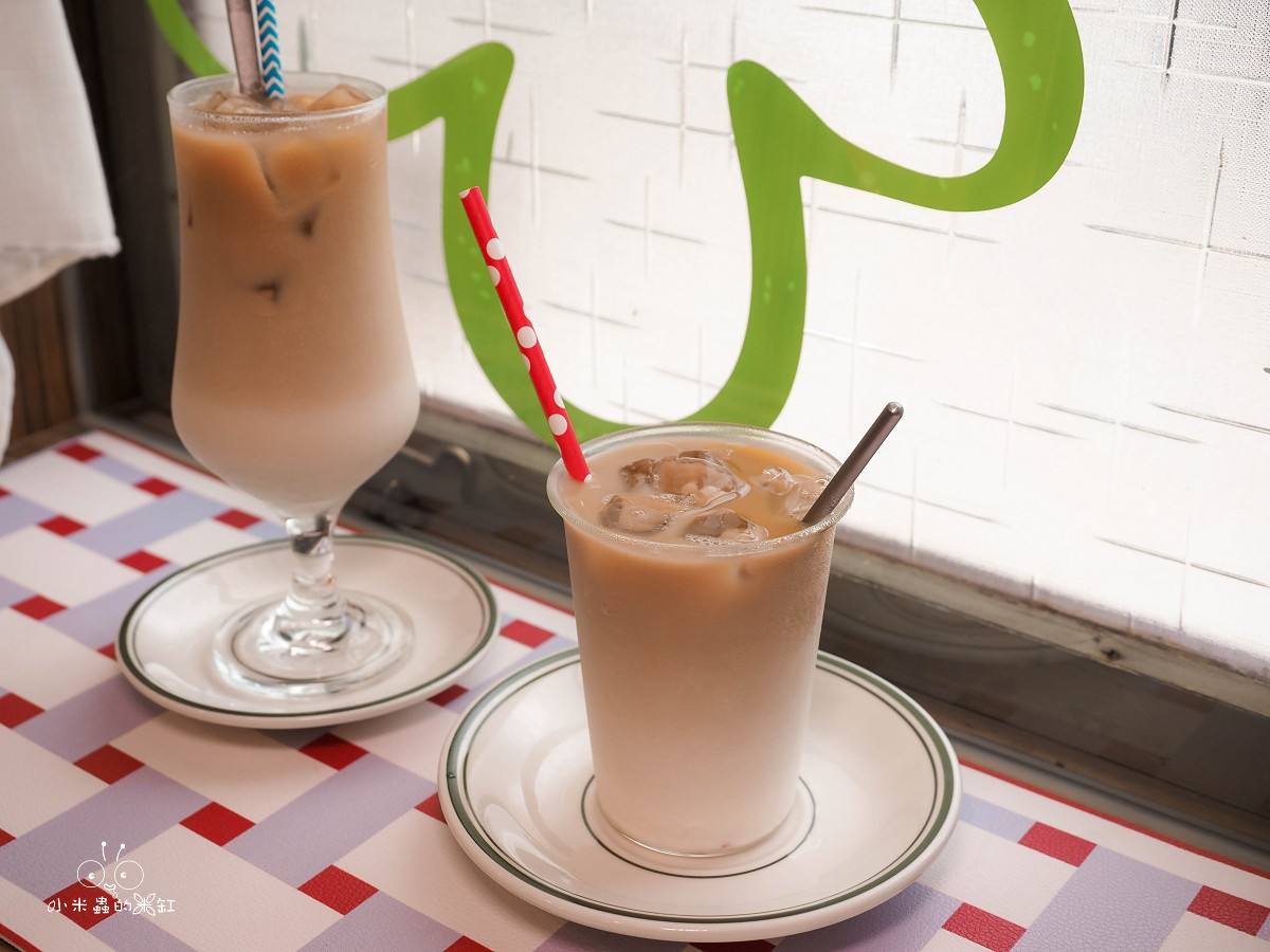 台北寵物友善咖啡廳推薦|好運站咖啡 萌度爆表!南機場旁的溫馨小店,有狗狗蛋糕、彩色候車椅超好拍 - 第17張圖