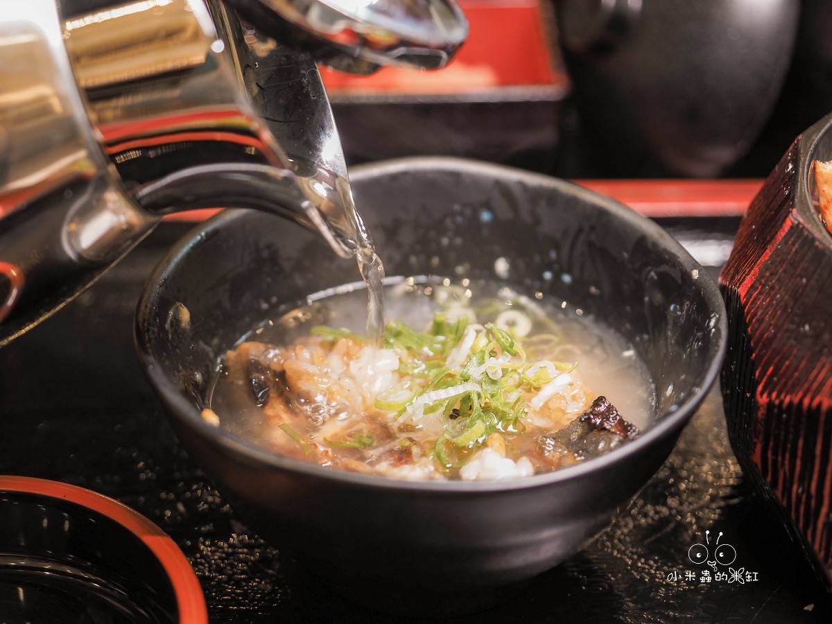 南港美食推薦｜大江戶町鰻屋南港 LaLaport 店：週三限定一本鰻半價太犯規，鰻魚飯四吃直接封神！