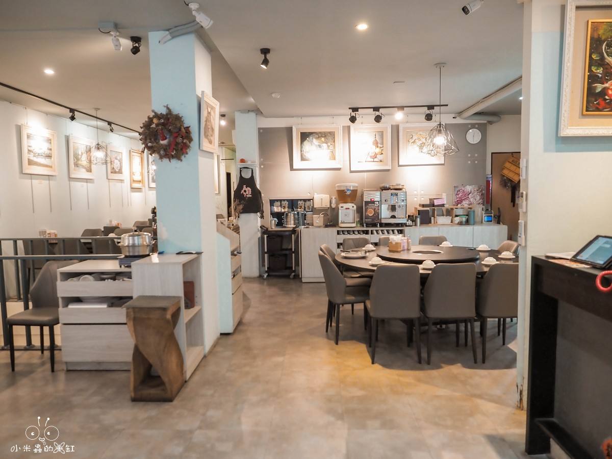 板橋海鮮控的天堂!蒸天下蒸氣火鍋|一鍋三吃超滿足,蒸龍蝦、煮火鍋、黃金海味粥濃郁到跪下!寵物友善還能包場 - 第4張圖 板橋海鮮控的天堂!蒸天下蒸氣火鍋|一鍋三吃超滿足,蒸龍蝦、煮火鍋、黃金海味粥濃郁到跪下!寵物友善還能包場