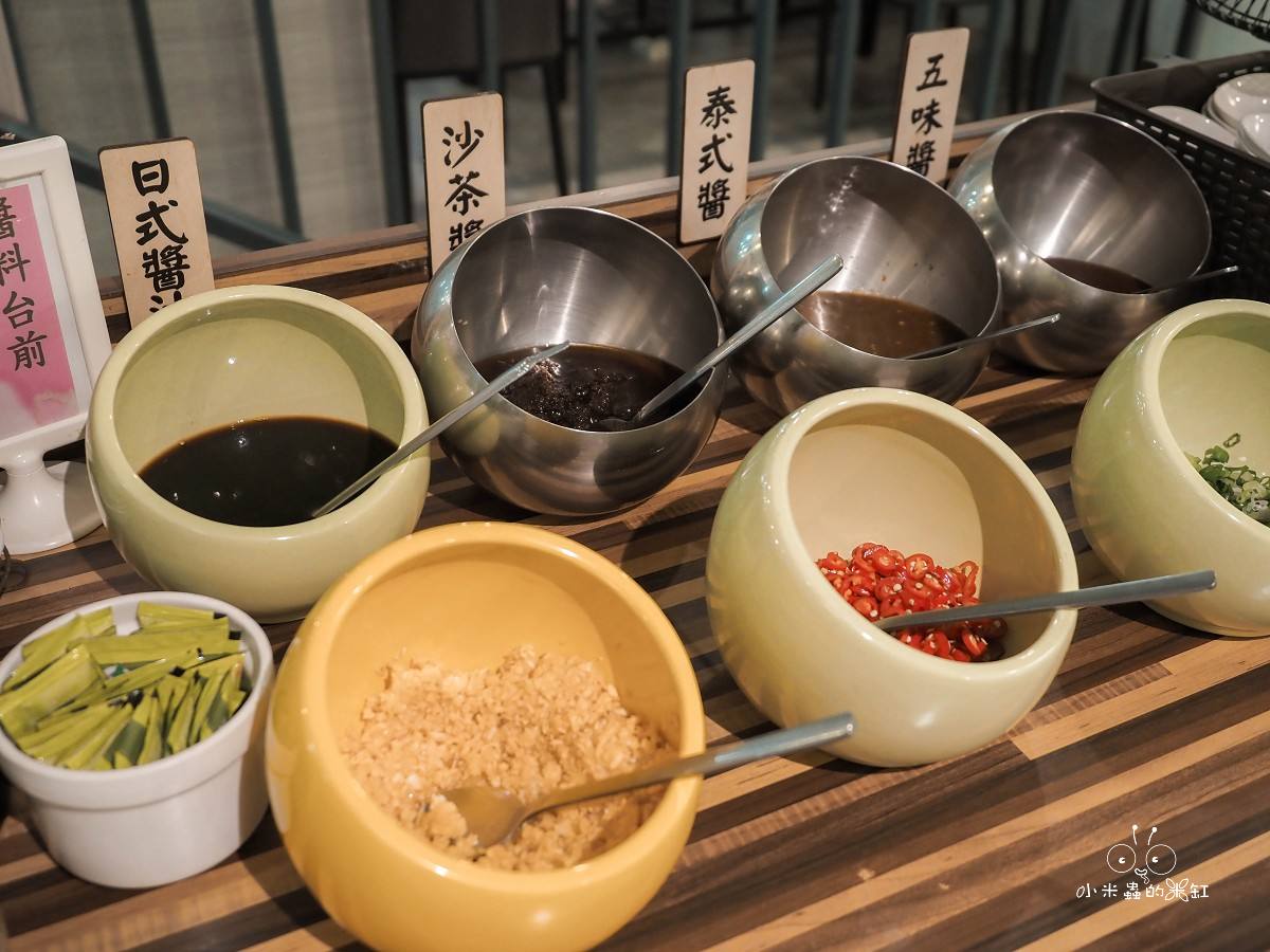 板橋海鮮控的天堂!蒸天下蒸氣火鍋|一鍋三吃超滿足,蒸龍蝦、煮火鍋、黃金海味粥濃郁到跪下!寵物友善還能包場 - 第14張圖 板橋海鮮控的天堂!蒸天下蒸氣火鍋|一鍋三吃超滿足,蒸龍蝦、煮火鍋、黃金海味粥濃郁到跪下!寵物友善還能包場