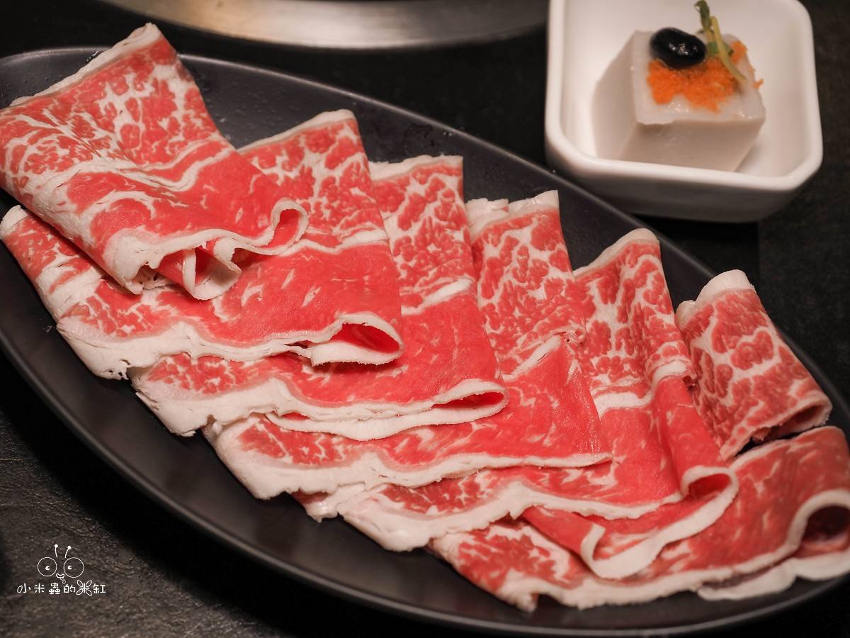 板橋海鮮控的天堂!蒸天下蒸氣火鍋|一鍋三吃超滿足,蒸龍蝦、煮火鍋、黃金海味粥濃郁到跪下!寵物友善還能包場 - 第36張圖 板橋海鮮控的天堂!蒸天下蒸氣火鍋|一鍋三吃超滿足,蒸龍蝦、煮火鍋、黃金海味粥濃郁到跪下!寵物友善還能包場