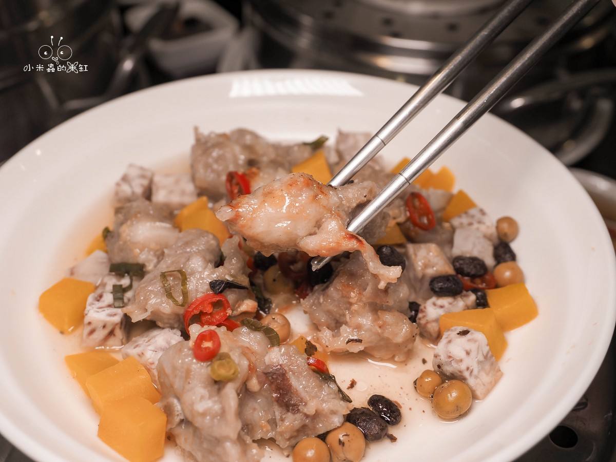 板橋海鮮控的天堂!蒸天下蒸氣火鍋|一鍋三吃超滿足,蒸龍蝦、煮火鍋、黃金海味粥濃郁到跪下!寵物友善還能包場 - 第31張圖 板橋海鮮控的天堂!蒸天下蒸氣火鍋|一鍋三吃超滿足,蒸龍蝦、煮火鍋、黃金海味粥濃郁到跪下!寵物友善還能包場