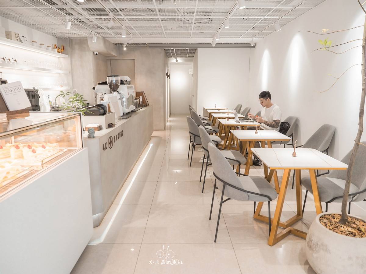 台北松江甜點推薦|4K手作烘焙 台北松江店 低糖奶霜系蛋糕太犯規,草莓季必收的清爽系甜點 - 第3張圖 台北松江甜點推薦|4K手作烘焙 台北松江店 低糖奶霜系蛋糕太犯規,草莓季必收的清爽系甜點