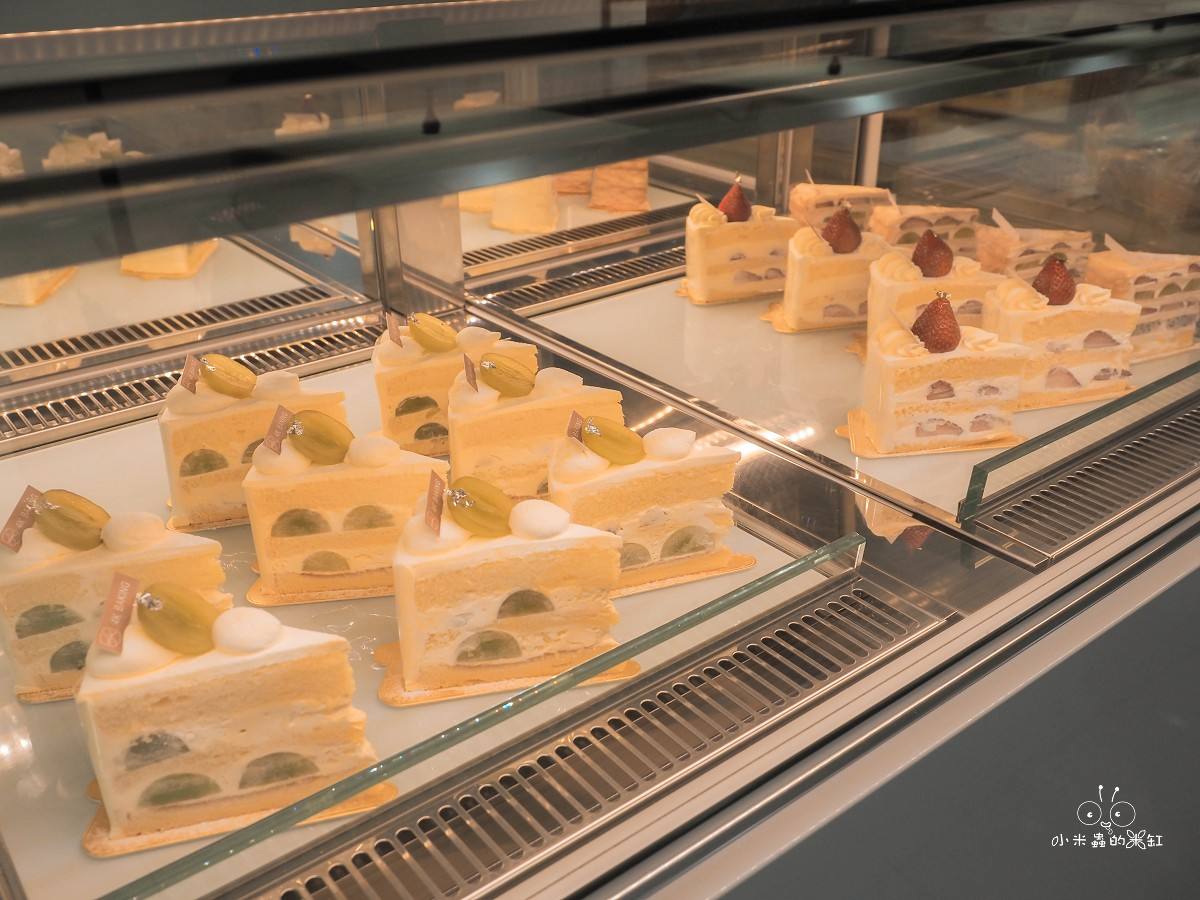 台北松江甜點推薦|4K手作烘焙 台北松江店 低糖奶霜系蛋糕太犯規,草莓季必收的清爽系甜點 - 第6張圖 台北松江甜點推薦|4K手作烘焙 台北松江店 低糖奶霜系蛋糕太犯規,草莓季必收的清爽系甜點