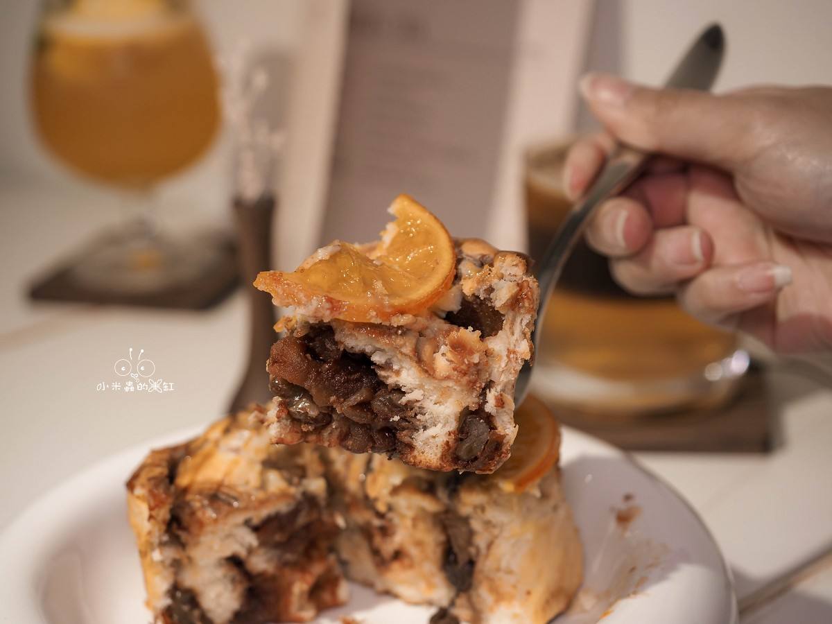 台北松江甜點推薦|4K手作烘焙 台北松江店 低糖奶霜系蛋糕太犯規,草莓季必收的清爽系甜點 - 第15張圖 台北松江甜點推薦|4K手作烘焙 台北松江店 低糖奶霜系蛋糕太犯規,草莓季必收的清爽系甜點