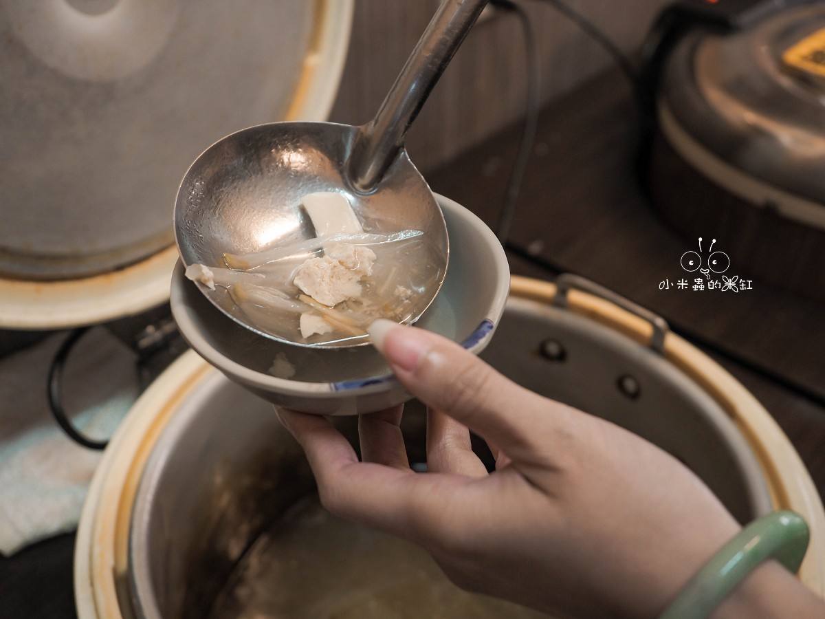 三重鐵板燒推薦!自強鐵板燒-中正北店 170元起白飯飲料湯冰淇淋吃到飽,連桌子都會發熱!Joe是要對決也推的在地傳奇 - 第11張圖 三重鐵板燒推薦!自強鐵板燒-中正北店 170元起白飯飲料湯冰淇淋吃到飽,連桌子都會發熱!Joe是要對決也推的在地傳奇