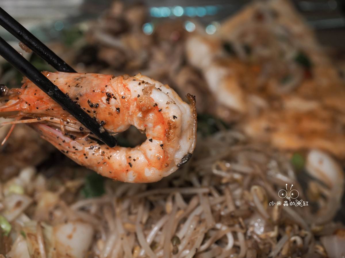 三重鐵板燒推薦!自強鐵板燒-中正北店 170元起白飯飲料湯冰淇淋吃到飽,連桌子都會發熱!Joe是要對決也推的在地傳奇 - 第23張圖 三重鐵板燒推薦!自強鐵板燒-中正北店 170元起白飯飲料湯冰淇淋吃到飽,連桌子都會發熱!Joe是要對決也推的在地傳奇