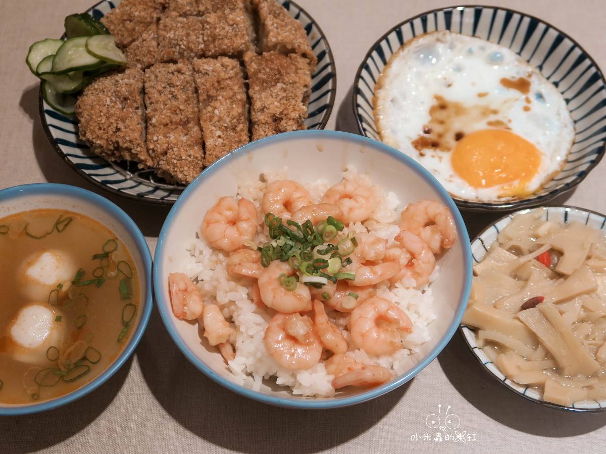 台北第一蝦仁飯插旗新竹!忠青商行新竹巨城店|一碗把人拉回眷村時光的蝦仁飯,文青外衣下的家常靈魂! - 第8張圖 台北第一蝦仁飯插旗新竹!忠青商行新竹巨城店|一碗把人拉回眷村時光的蝦仁飯,文青外衣下的家常靈魂!