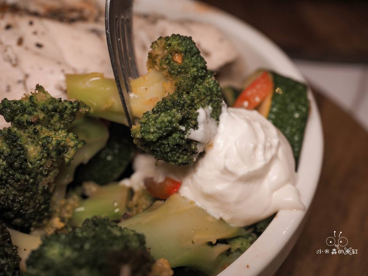 成真咖啡台北Bellavita信義店|在貴婦百貨也能高CP值約會?雙人套餐超划算,正餐甜點一次滿足 - 第15張圖 成真咖啡台北Bellavita信義店|在貴婦百貨也能高CP值約會?雙人套餐超划算,正餐甜點一次滿足