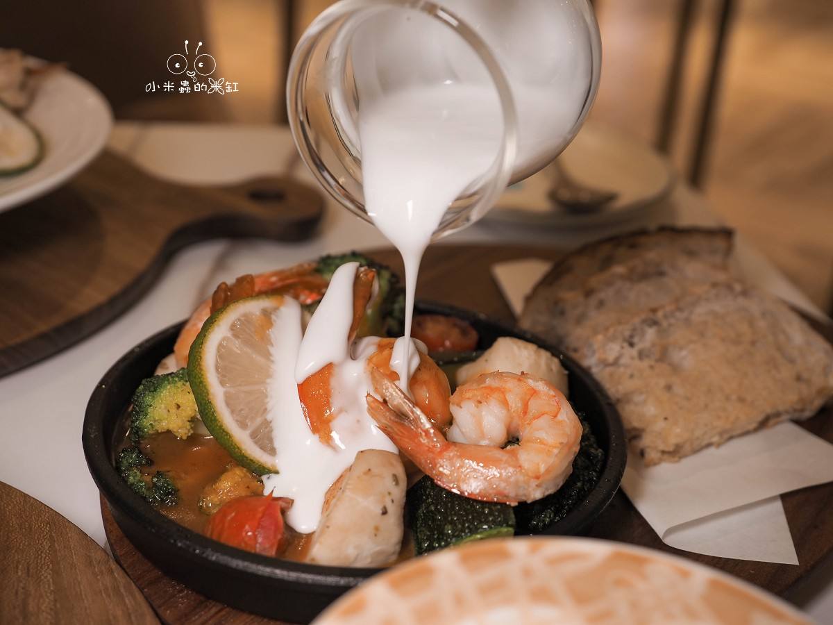 成真咖啡台北Bellavita信義店|在貴婦百貨也能高CP值約會?雙人套餐超划算,正餐甜點一次滿足 - 第11張圖 成真咖啡台北Bellavita信義店|在貴婦百貨也能高CP值約會?雙人套餐超划算,正餐甜點一次滿足