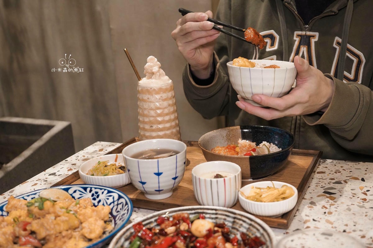 新竹美食|隱藏巷弄的 50 年老宅新美學!湯明茶樓新式台菜與摩登品茶空間,家人朋友聚餐、情侶約會首選 - 第40張圖 新竹美食|隱藏巷弄的 50 年老宅新美學!湯明茶樓新式台菜與摩登品茶空間,家人朋友聚餐、情侶約會首選