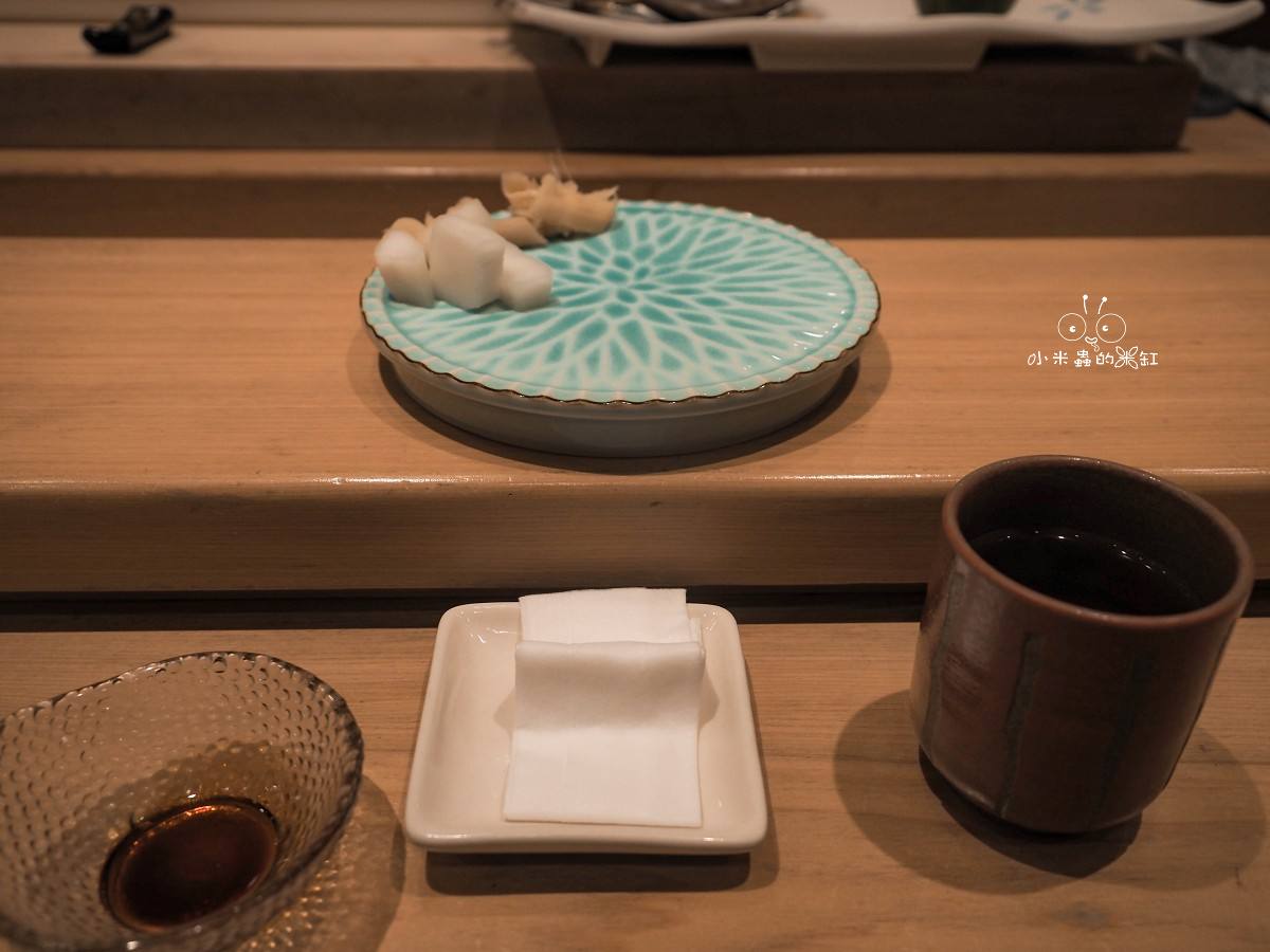 翔鮨 OMAKASE|中山區無菜單日本料理推薦,把 21道旬味直接交給師傅,是一場從第一口就回不去的高級饗宴 - 第4張圖 翔鮨 OMAKASE|中山區無菜單日本料理推薦,把 21道旬味直接交給師傅,是一場從第一口就回不去的高級饗宴