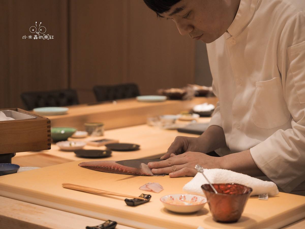 翔鮨 OMAKASE|中山區無菜單日本料理推薦,把 21道旬味直接交給師傅,是一場從第一口就回不去的高級饗宴 - 第53張圖 翔鮨 OMAKASE|中山區無菜單日本料理推薦,把 21道旬味直接交給師傅,是一場從第一口就回不去的高級饗宴