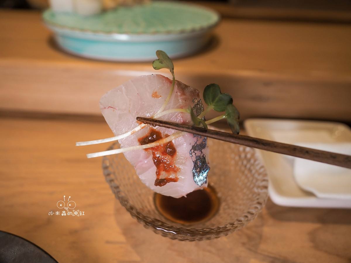 翔鮨 OMAKASE|中山區無菜單日本料理推薦,把 21道旬味直接交給師傅,是一場從第一口就回不去的高級饗宴 - 第11張圖 翔鮨 OMAKASE|中山區無菜單日本料理推薦,把 21道旬味直接交給師傅,是一場從第一口就回不去的高級饗宴