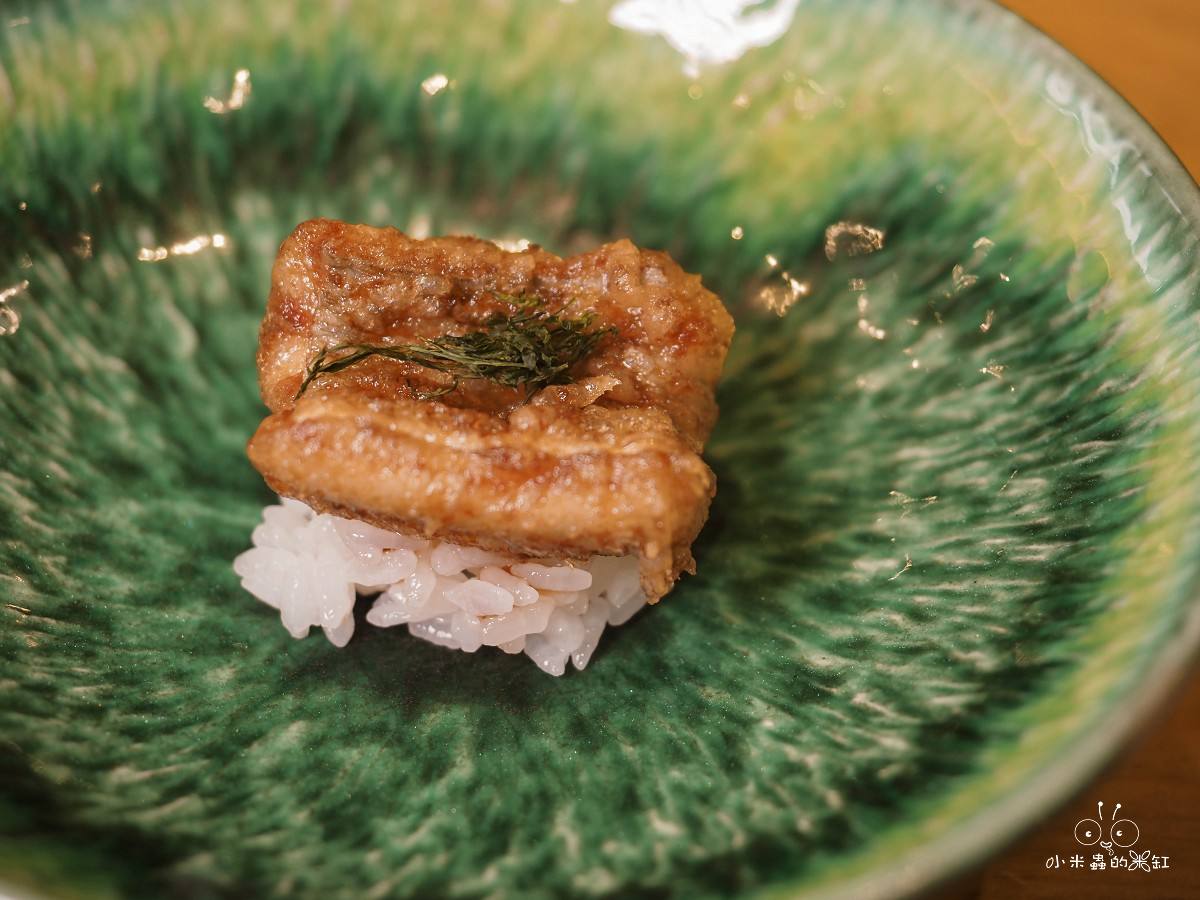 翔鮨 OMAKASE|中山區無菜單日本料理推薦,把 21道旬味直接交給師傅,是一場從第一口就回不去的高級饗宴 - 第26張圖 翔鮨 OMAKASE|中山區無菜單日本料理推薦,把 21道旬味直接交給師傅,是一場從第一口就回不去的高級饗宴