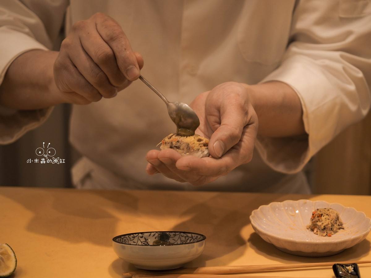 翔鮨 OMAKASE|中山區無菜單日本料理推薦,把 21道旬味直接交給師傅,是一場從第一口就回不去的高級饗宴 - 第36張圖 翔鮨 OMAKASE|中山區無菜單日本料理推薦,把 21道旬味直接交給師傅,是一場從第一口就回不去的高級饗宴