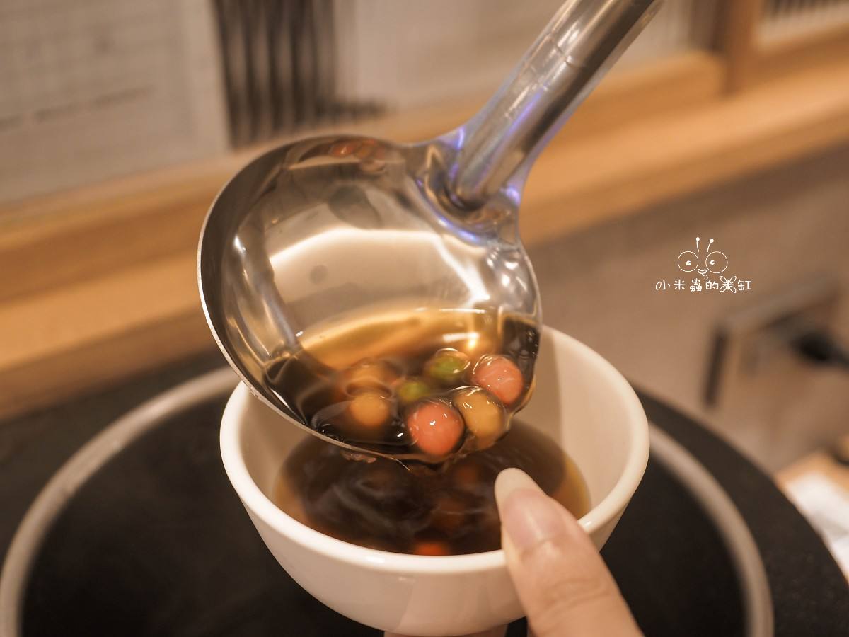三重必吃平價港點「上手食客」！現點現蒸庶民美味，珍珠甜湯免費無限續！還能帶毛孩一起吃！