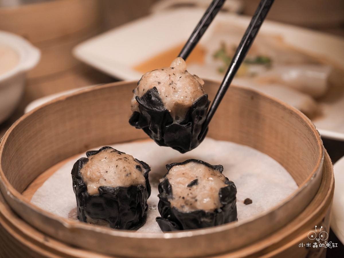 三重必吃平價港點「上手食客」！現點現蒸庶民美味，珍珠甜湯免費無限續！還能帶毛孩一起吃！