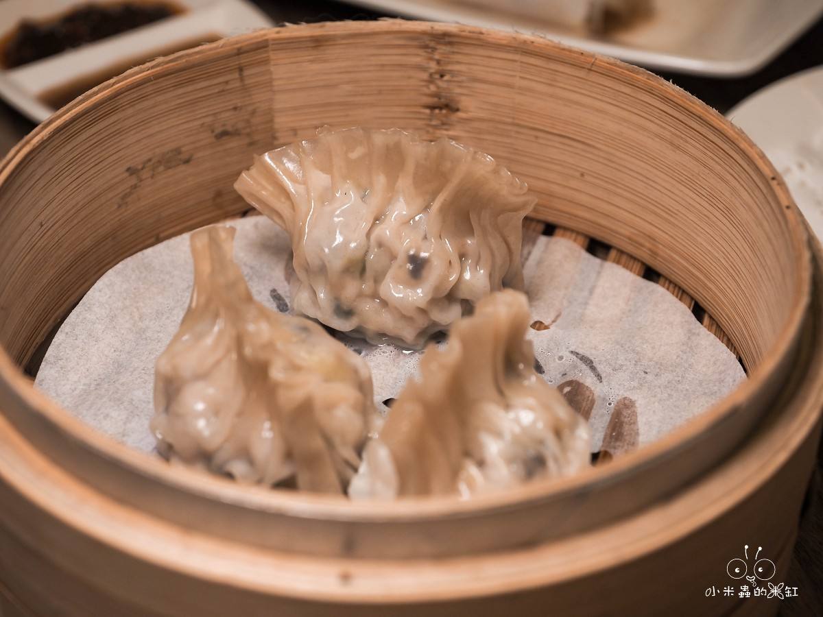 三重必吃平價港點「上手食客」！現點現蒸庶民美味，珍珠甜湯免費無限續！還能帶毛孩一起吃！