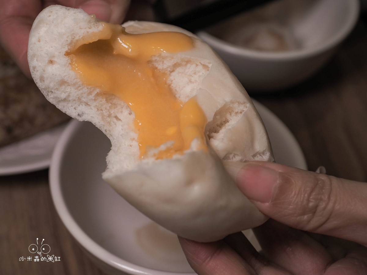 三重必吃平價港點「上手食客」！現點現蒸庶民美味，珍珠甜湯免費無限續！還能帶毛孩一起吃！