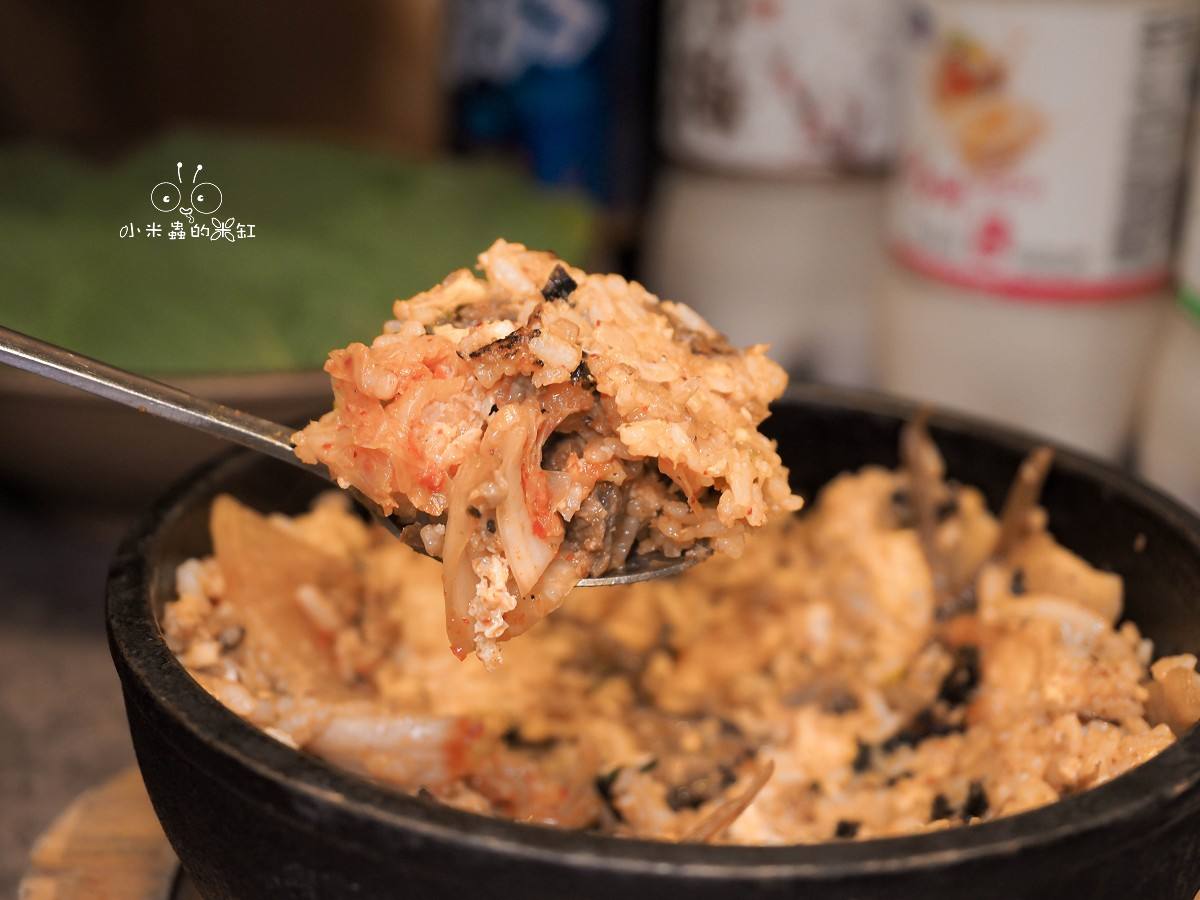 林口三井美食推薦|彩豚屋 日韓結合的生菜包肉專門店,專人代烤極厚三層肉,生菜無限續,寵物友善超加分 - 第44張圖 林口三井美食推薦|彩豚屋 日韓結合的生菜包肉專門店,專人代烤極厚三層肉,生菜無限續,寵物友善超加分