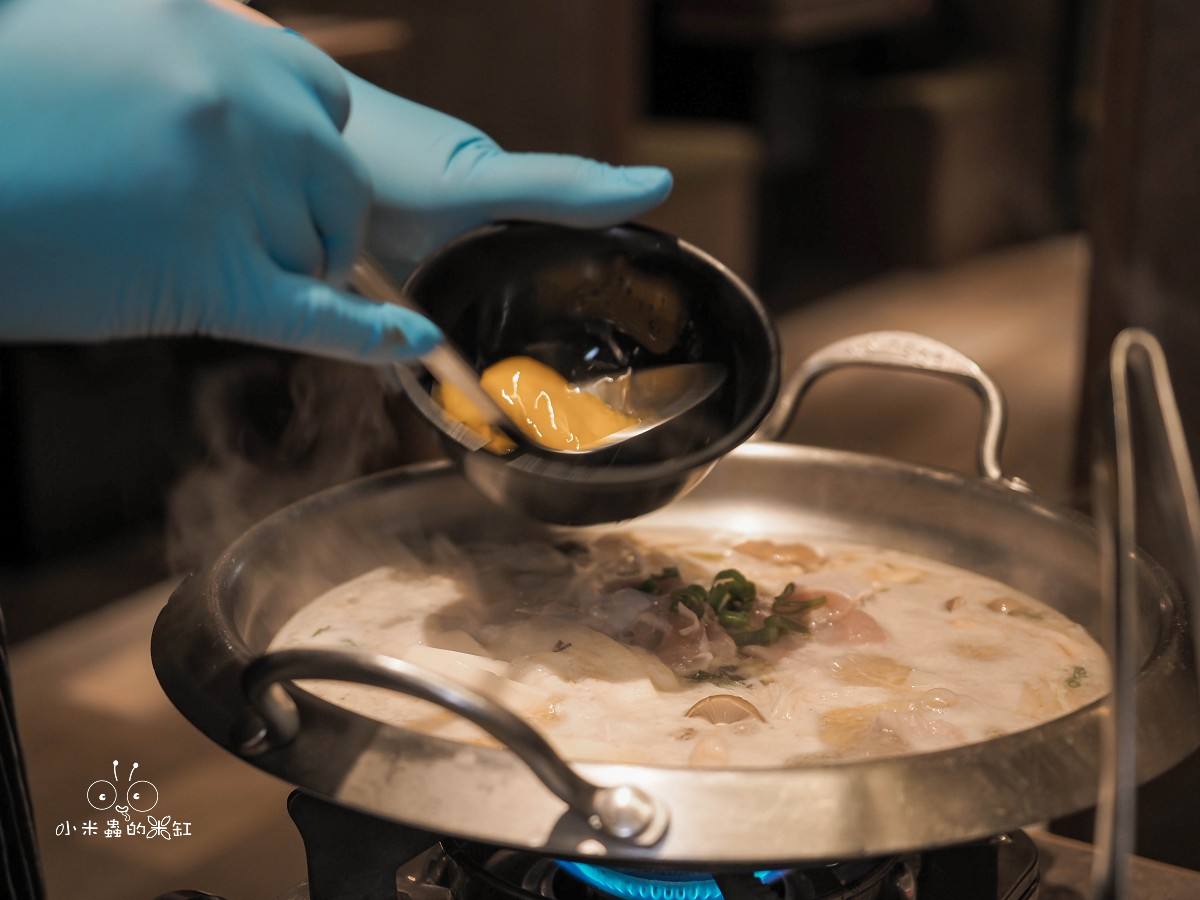 林口三井美食推薦|彩豚屋 日韓結合的生菜包肉專門店,專人代烤極厚三層肉,生菜無限續,寵物友善超加分 - 第45張圖 林口三井美食推薦|彩豚屋 日韓結合的生菜包肉專門店,專人代烤極厚三層肉,生菜無限續,寵物友善超加分