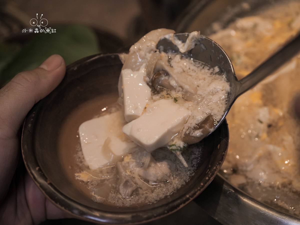 林口三井美食推薦|彩豚屋 日韓結合的生菜包肉專門店,專人代烤極厚三層肉,生菜無限續,寵物友善超加分 - 第46張圖 林口三井美食推薦|彩豚屋 日韓結合的生菜包肉專門店,專人代烤極厚三層肉,生菜無限續,寵物友善超加分
