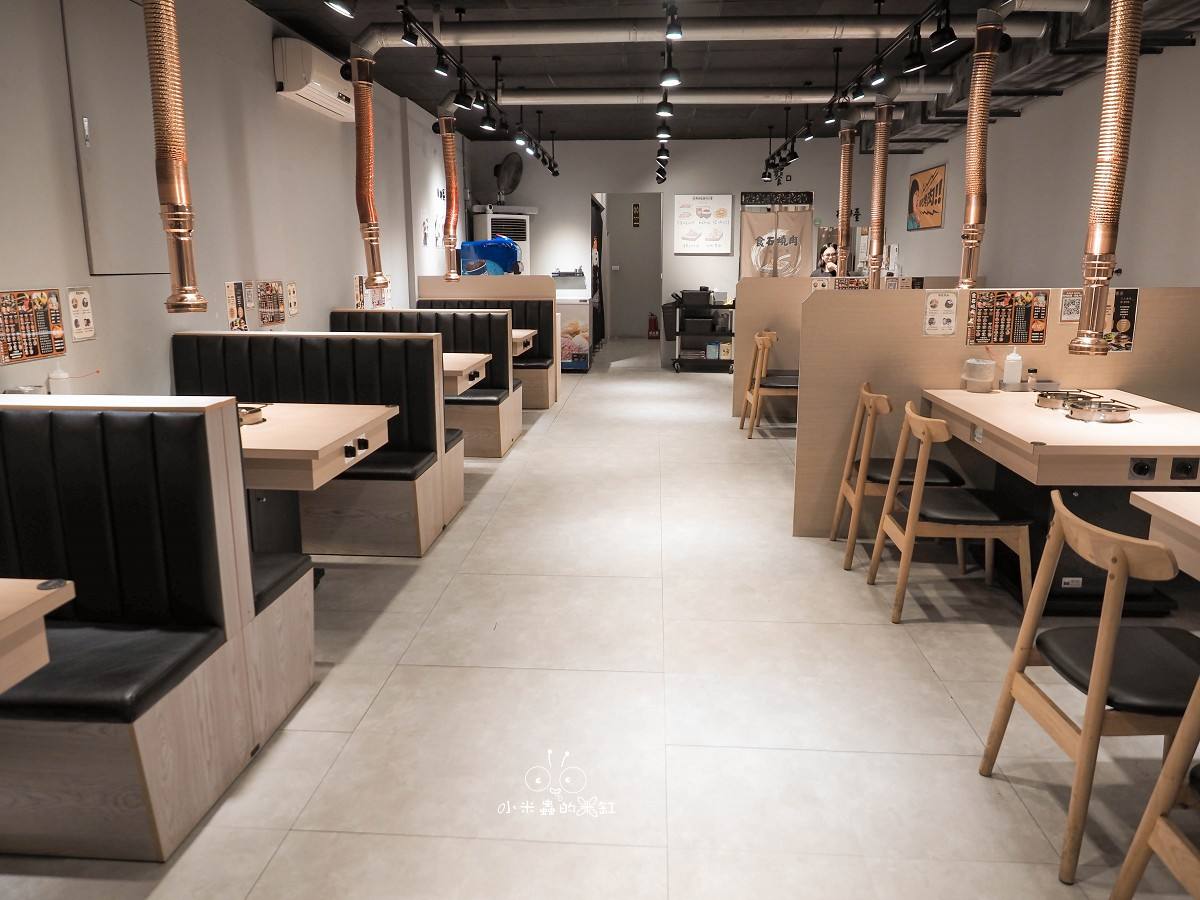 竹北竟然有一間只要160元的燒肉店!食石燒肉竹北縣政店:咖哩飯、肉燥飯隨你吃到飽,CP值超高! - 第3張圖 竹北竟然有一間只要160元的燒肉店!食石燒肉竹北縣政店:咖哩飯、肉燥飯隨你吃到飽,CP值超高!