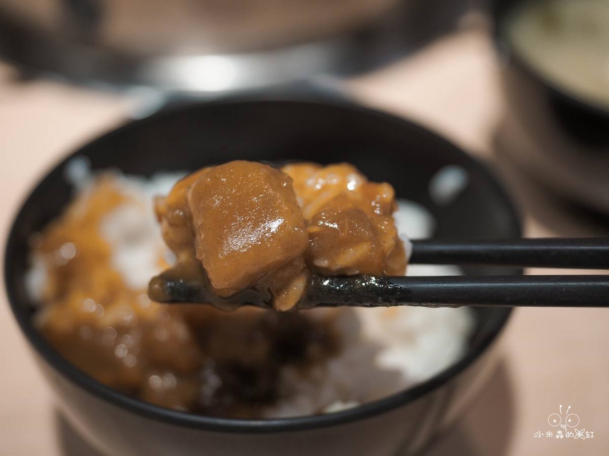竹北竟然有一間只要160元的燒肉店!食石燒肉竹北縣政店:咖哩飯、肉燥飯隨你吃到飽,CP值超高! - 第10張圖 竹北竟然有一間只要160元的燒肉店!食石燒肉竹北縣政店:咖哩飯、肉燥飯隨你吃到飽,CP值超高!